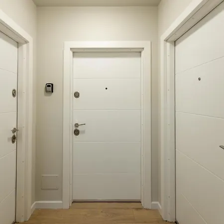 Pine Apartment