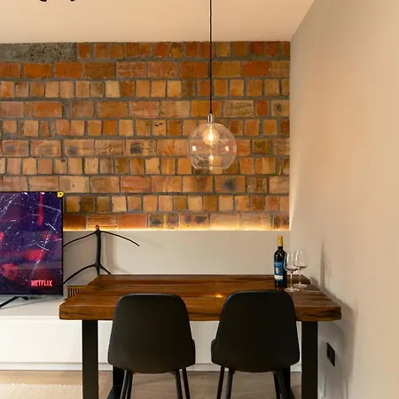 Pine Apartment Tirana